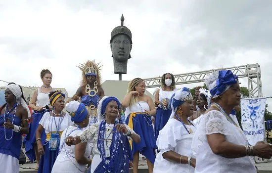 Ato celebra Dia da Consciência Negra no Rio de Janeiro