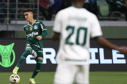 Atuesta desencanta e espera que gol lhe ajude a ter sequência no Palmeiras