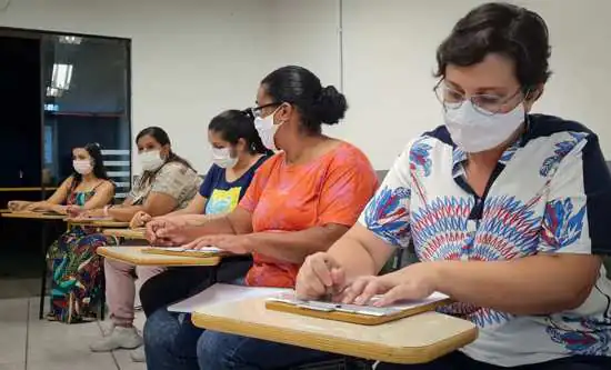 Prefeitura de Ribeirão Pires promove aula inaugural de turmas de braille