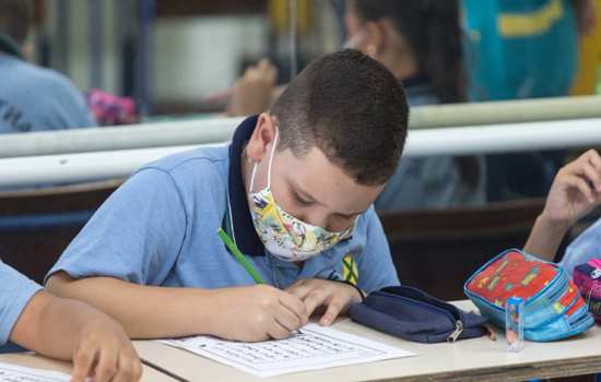 Programa leva aulas de reforço aos Centros Educacionais de Santo André