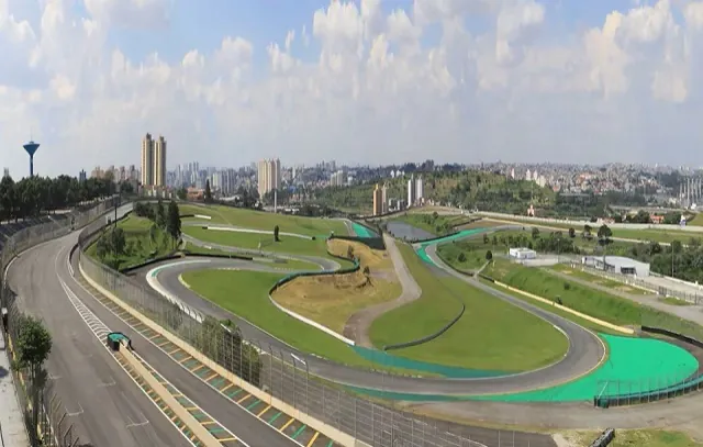 CET SP monitora trânsito na região do Autódromo de Interlagos para a Copa Truck