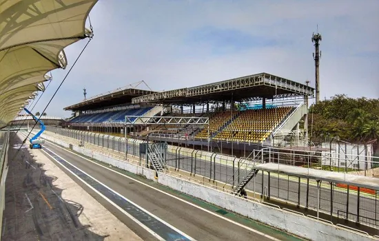 Secretaria de Obras trabalha na manutenção do Autódromo de Interlagos