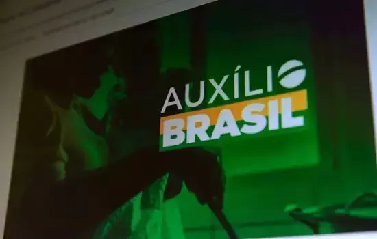 Auxílio Brasil: bancos não podem cobrar taxas