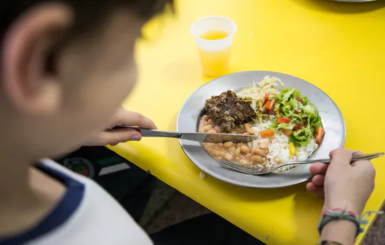 Auxílio merenda é prorrogado por mais dois meses para alunos de São Caetano