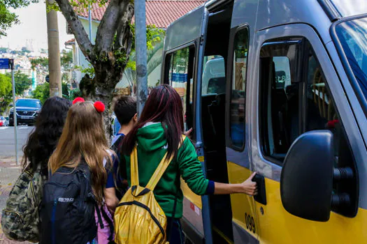 São Caetano retoma o programa Auxílio-Transporte Escolar 2020