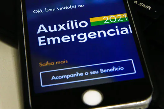 Auxílio emergencial é pago a beneficiários do Bolsa Família com NIS 9