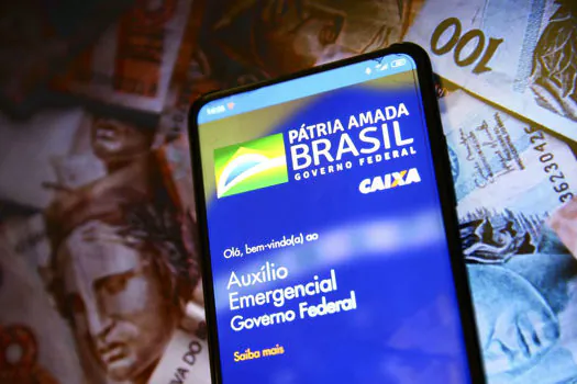 Caixa paga hoje auxílio emergencial a nascidos em setembro e outubro