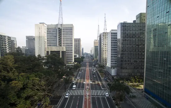 Cidades voltam a endurecer medidas contra covid no interior de SP