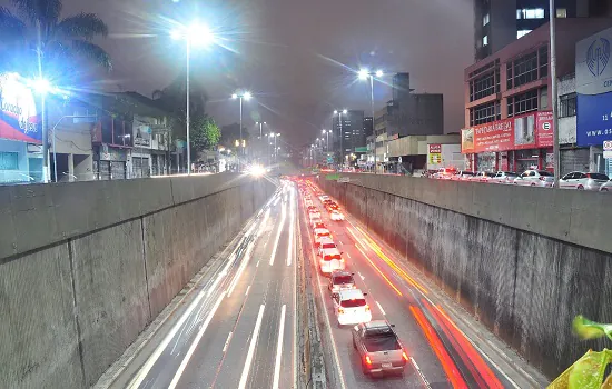 Santo André economiza R$ 5 mi por ano com modernização do sistema de iluminação pública