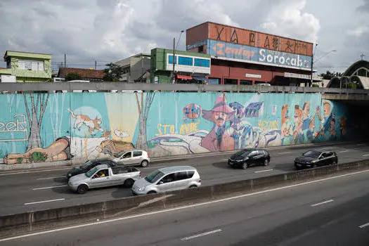 Santo André abre edital para renovação de grafite da Av Santos Dumont