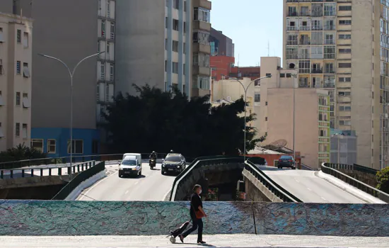 Previsão do Tempo: Capital paulista amanhece com poucas nuvens e sensação de frio