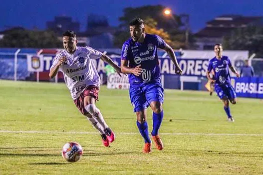 Na estreia da Série D do Brasileiro, Azulão é derrotado pelo Caxias