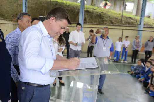 Orlando Morando anuncia reforma em escola do Baeta Neves