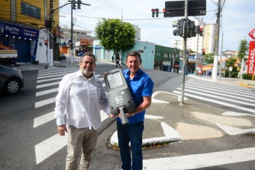 São Bernardo implanta iluminação de LED na região do Baeta Neves