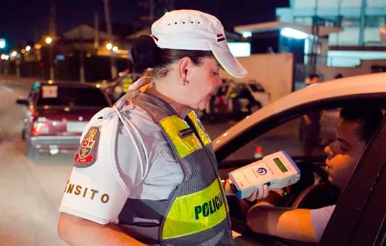 Programa Direção Segura autua cinco motoristas em Mogi das Cruzes