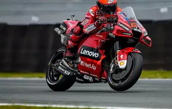 Rins vence etapa da Austrália de MotoGP e Bagnaia assume liderança do Mundial