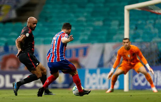 Bahia vence Athletico-PR e fica fora da zona de rebaixamento