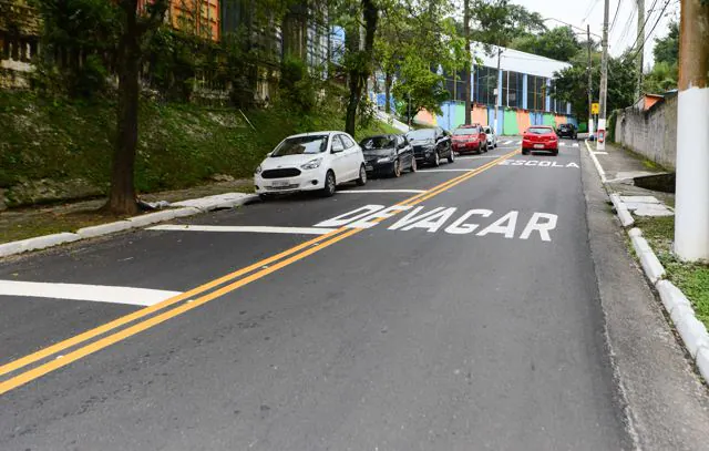 São Bernardo conclui obras de recapeamento asfáltico no bairro Estoril