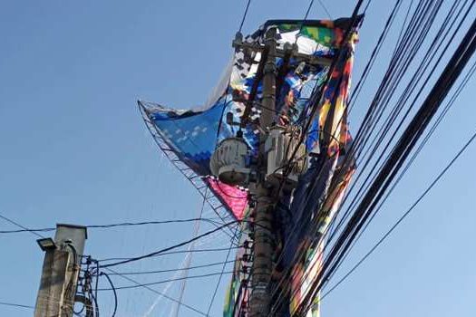 Dicas de segurança para evitar acidentes com a rede elétrica durante as festas juninas