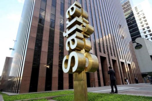 Banco Safra tem lucro recorde de R$ 2,2 bi, mesmo com provisão para a Americanas