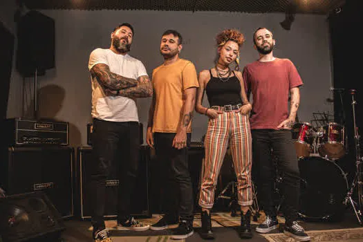 Banda Continue retrata universo Queer em novo clipe