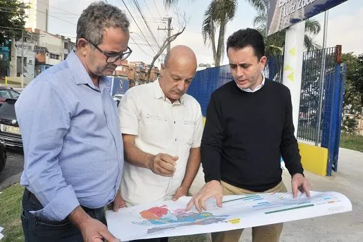 Programa Banho de Luz avança e chega aos bairros Sacadura Cabral e Vila Palmares