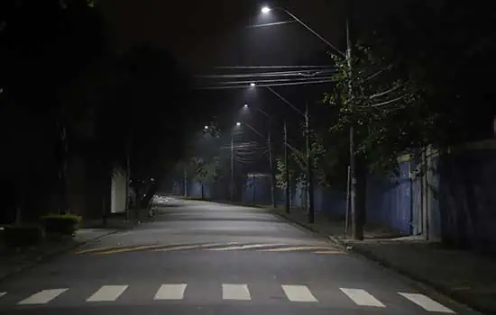 Programa Banho de Luz alcança a marca de 10 mil pontos de LED em Santo André