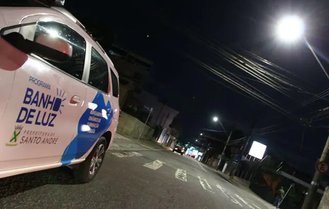 Banho de Luz avança em Santo André com instalação de 4 mil luminárias de LED