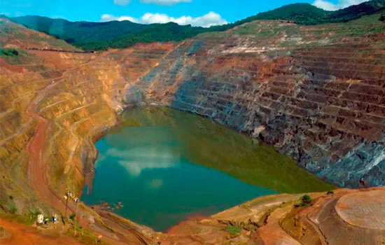 Movimentação do talude norte da mina Gongo Soco sobe para 40