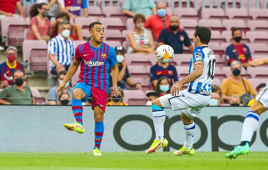 Barcelona inicia era pós-Messi com vitória sobre a Real Sociedad no Espanhol