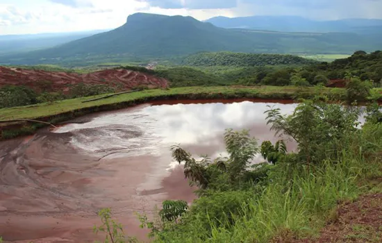 Governo manda fiscalização na barragem de alto risco da Vale em MS