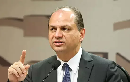 Ricardo Barros anuncia reunião na segunda-feira com Lira sobre PEC dos benefícios