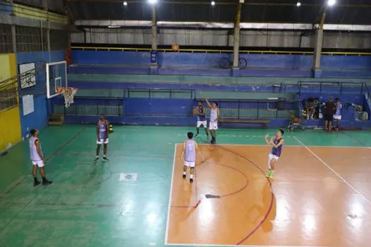 Basquete Sub-17 de Diadema pega o InterSantos pela Liga Paulista