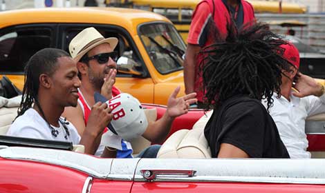 Sem fronteiras: Inquérito lança clipe gravado em Cuba com o ‘La Invaxión’