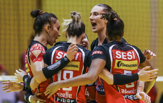 Superliga Banco do Brasil: Sesi Vôlei Bauru duela com o Fluminense neste sábado