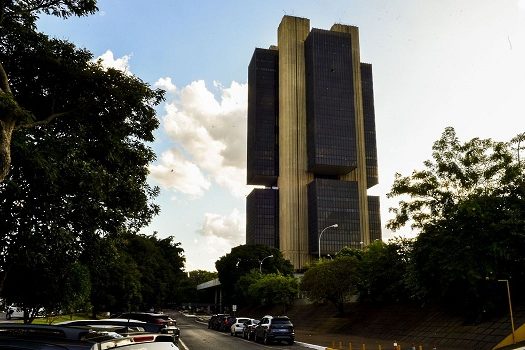 Atividade econômica tem alta de 0,05% em setembro