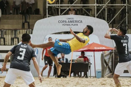 Brasil aplica goleada de 13 a 0 na Copa América de beach soccer