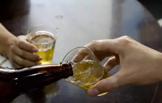 Consumo de bebidas alcoólicas cresce entre as mulheres