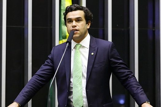 Secretário-geral do PSDB diz que saída de Doria abre caminho para apoio a Tebet