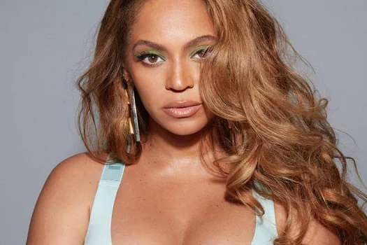 Beyoncé apaga foto de perfil das redes sociais e deixa fãs curiosos