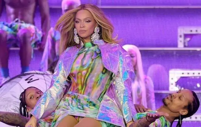 Beyoncé faz nos Estados Unidos o show feminino de maior bilheteria da história