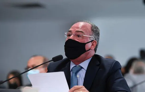 Bezerra: Pazuello pediu que PGR investigue posicionamento de senadores e relator