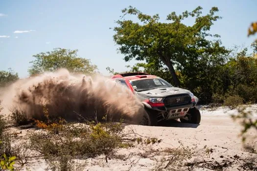 Motos, Quadri, UTVs e carro da Bianchini Rally rumo a Petrolina neste 6º dia do Sertões