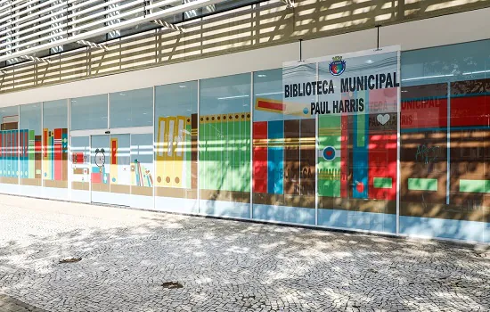 Biblioteca de São Caetano realiza sarau com foto histórica de escritoras da região