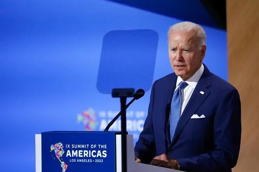 Biden diz que forças por trás do ataque ao Capitólio ainda estão ativas e ferem democracia