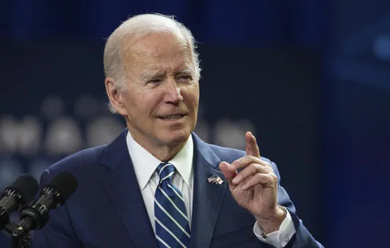 Biden buscará impor novo imposto sobre lucros inesperados de empresas de energia