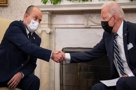 Em primeiro encontro, Biden e premiê de Israel discutem Irã e covid-19