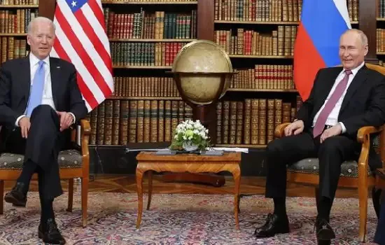 Rússia diz que ainda não há plano concreto de reunião entre Putin e Biden