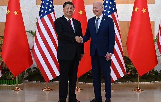 Biden e Xi Jinping prometem trabalhar para evitar conflitos entre EUA e China