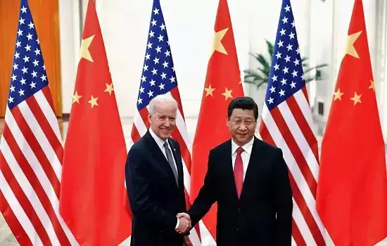 Xi Jinping diz a Biden que conflito na Ucrânia não interessa a ninguém